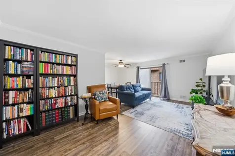825 Riverside Avenue Lyndhurst NJ 07071
