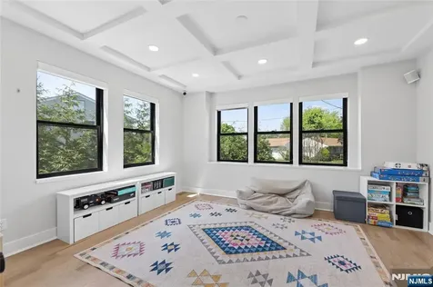 149 Palisade Avenue Cresskill NJ 07626