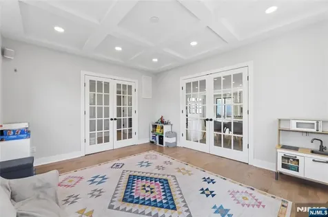 149 Palisade Avenue Cresskill NJ 07626