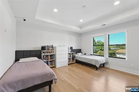 149 Palisade Avenue Cresskill NJ 07626