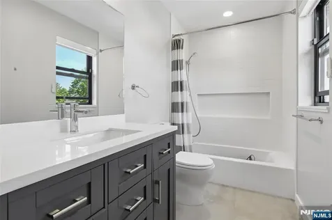 149 Palisade Avenue Cresskill NJ 07626