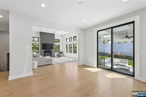 149 Palisade Avenue Cresskill NJ 07626