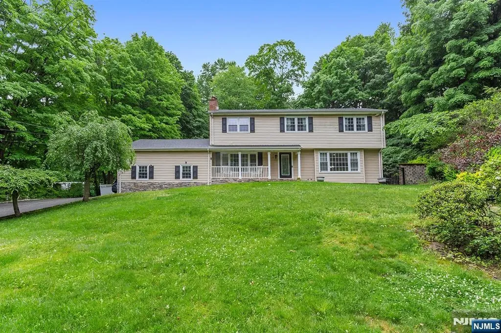 596 Terhune Drive Wayne NJ 07470