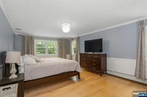 596 Terhune Drive Wayne NJ 07470