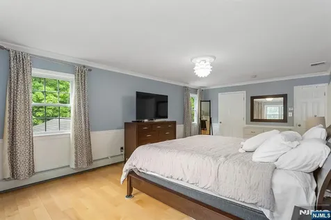 596 Terhune Drive Wayne NJ 07470