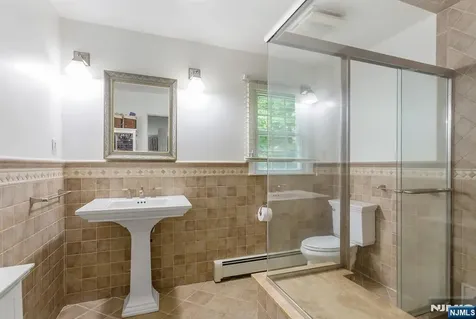 596 Terhune Drive Wayne NJ 07470
