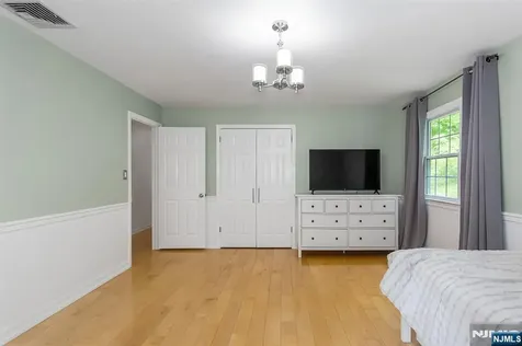 596 Terhune Drive Wayne NJ 07470