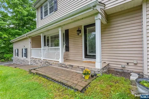 596 Terhune Drive Wayne NJ 07470