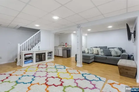 596 Terhune Drive Wayne NJ 07470