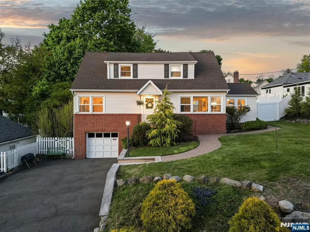 11 Caldwell Terrace West Orange NJ 07052