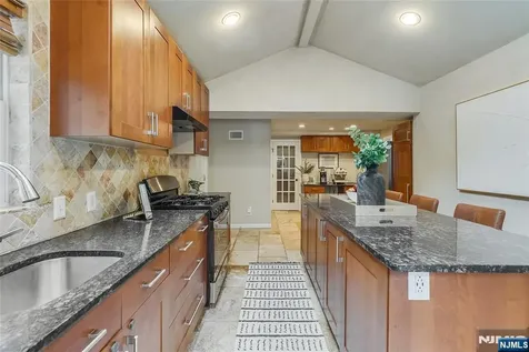 43 Macopin Avenue Montclair NJ 07043