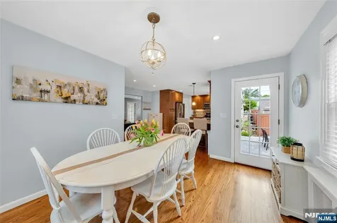 15 Oak Place Hawthorne NJ 07506