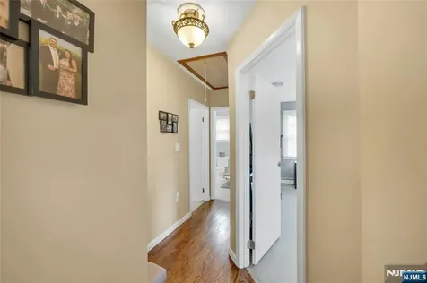 15 Oak Place Hawthorne NJ 07506