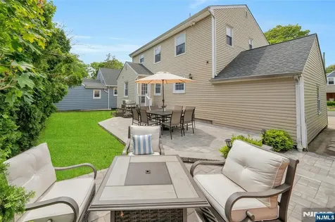 15 Oak Place Hawthorne NJ 07506