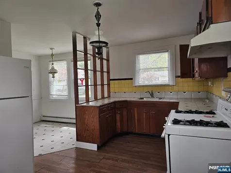 34 Walnut Avenue Pompton Lakes NJ 07442