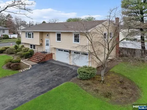 41-03 Ackerman Drive Fair Lawn NJ 07410
