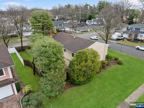 41-03 Ackerman Drive Fair Lawn NJ 07410
