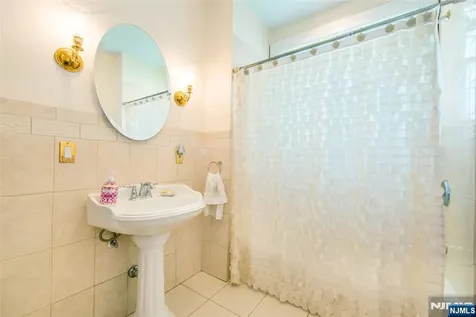 229 Tremont Avenue Orange NJ 07050