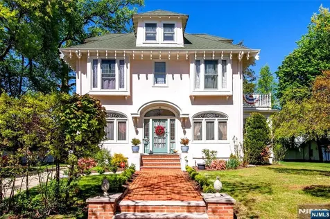 229 Tremont Avenue Orange NJ 07050