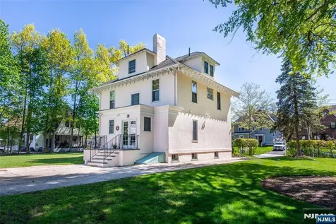 229 Tremont Avenue Orange NJ 07050
