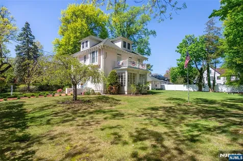 229 Tremont Avenue Orange NJ 07050