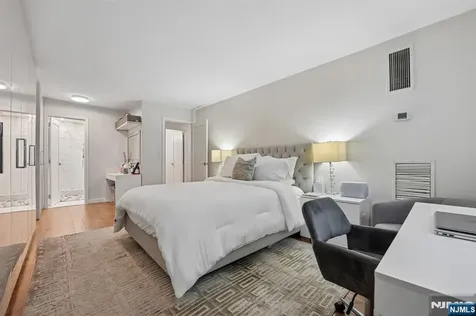 555 North Avenue Fort Lee NJ 07024