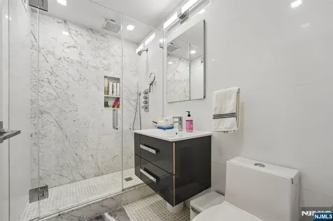 555 North Avenue Fort Lee NJ 07024