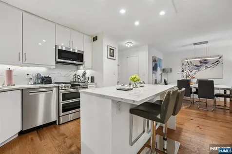 555 North Avenue Fort Lee NJ 07024