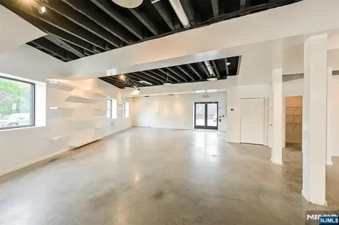 37 River Edge Tenafly NJ 07670