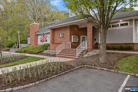 35 Maple Lane Mount Arlington Boro NJ 07856