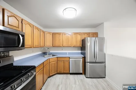 35 Maple Lane Mount Arlington Boro NJ 07856