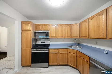 35 Maple Lane Mount Arlington Boro NJ 07856