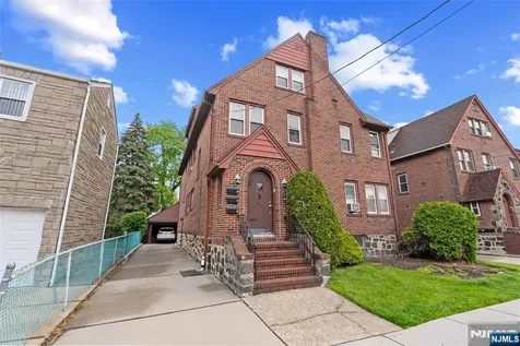 465 Oakdene Avenue Cliffside Park NJ 07010