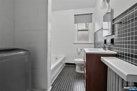 465 Oakdene Avenue Cliffside Park NJ 07010