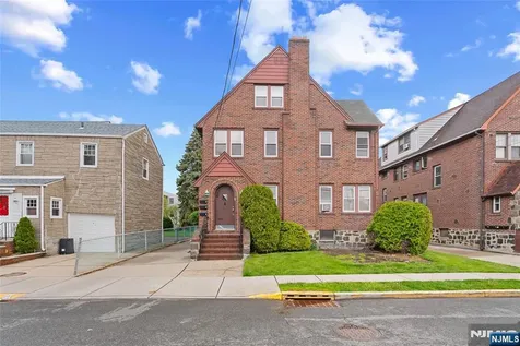 465 Oakdene Avenue Cliffside Park NJ 07010