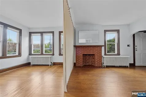 465 Oakdene Avenue Cliffside Park NJ 07010