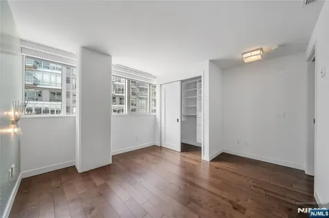 800 Ave At Port Imperial Weehawken NJ 07086