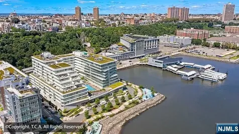 800 Ave At Port Imperial Weehawken NJ 07086