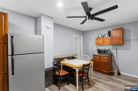 140 Nagle Street Paterson NJ 07501