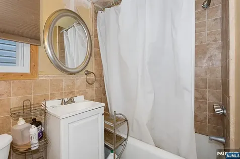 140 Nagle Street Paterson NJ 07501