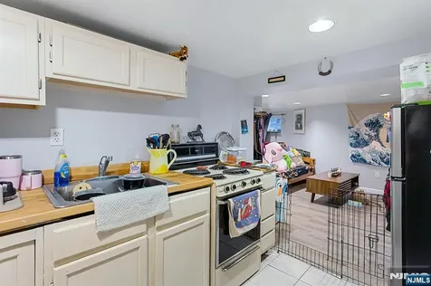 140 Nagle Street Paterson NJ 07501