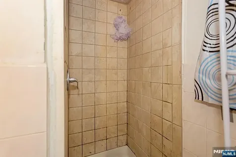 140 Nagle Street Paterson NJ 07501