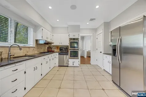 228 Miller Road Mahwah NJ 07430