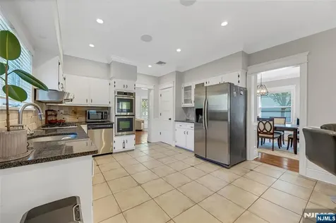 228 Miller Road Mahwah NJ 07430
