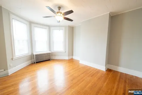 128 Oak Street Weehawken NJ 07086