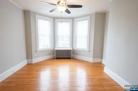 128 Oak Street Weehawken NJ 07086