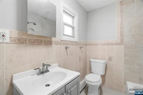 61 Holsman Street Paterson NJ 07522