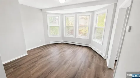 61 Holsman Street Paterson NJ 07522