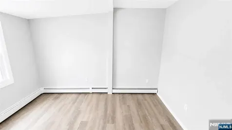 61 Holsman Street Paterson NJ 07522