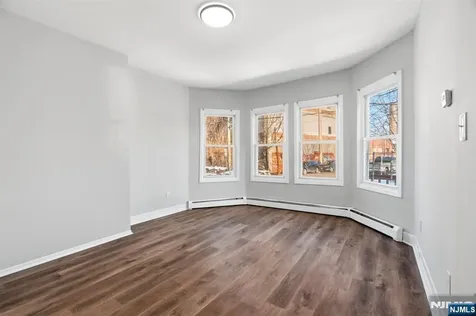 61 Holsman Street Paterson NJ 07522